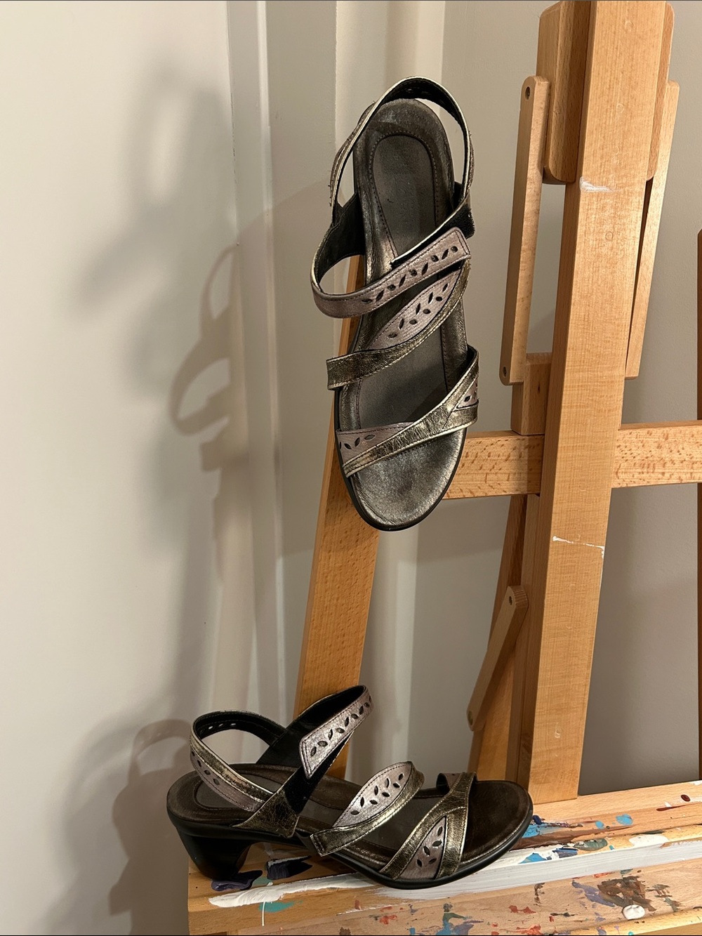 Naot Metallic Pewter Multi-Strap Block Heel Sandals EU 41 US 10